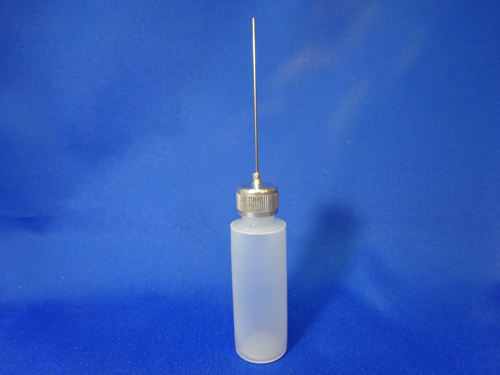 1-HOBBY OILER 1/2 OZ PRECISION HIGH QUAILITY BOTTLE MICRO TIP NEEDLE APPLICATOR
