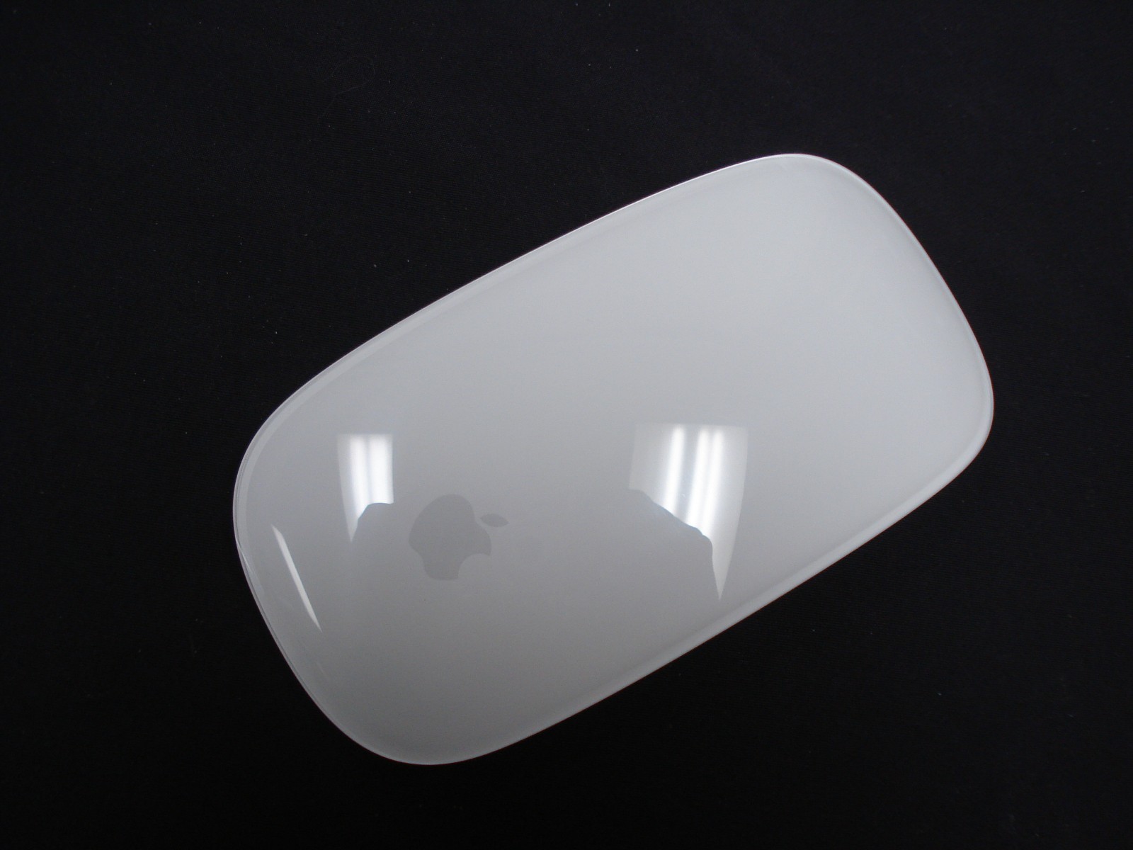 NEW APPLE Magic Mouse 2 Wireless Mouse - SILVER EMC 2923 A1657