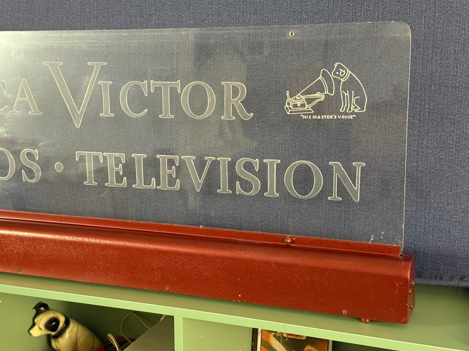 Vintage RCA Victor Radios Television Lighted Store Sign – Untested – Repainted