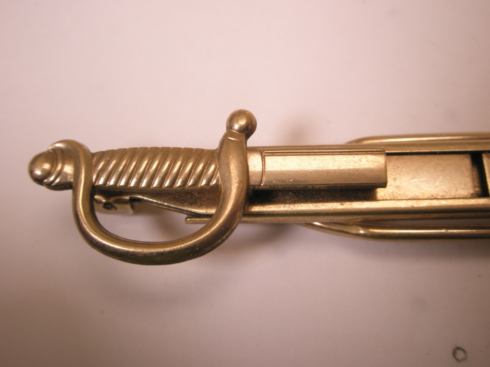 Officer Sabre Cutlass Sword Vintage HADLEY EXPANDING FOLDING Tie Bar Clip