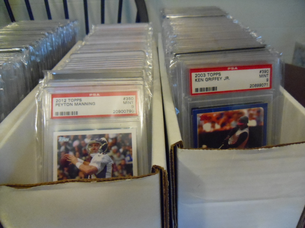 Gigantic Estate Sale Of Old Baseball Card Packs Plus One FREE Mantle Card!