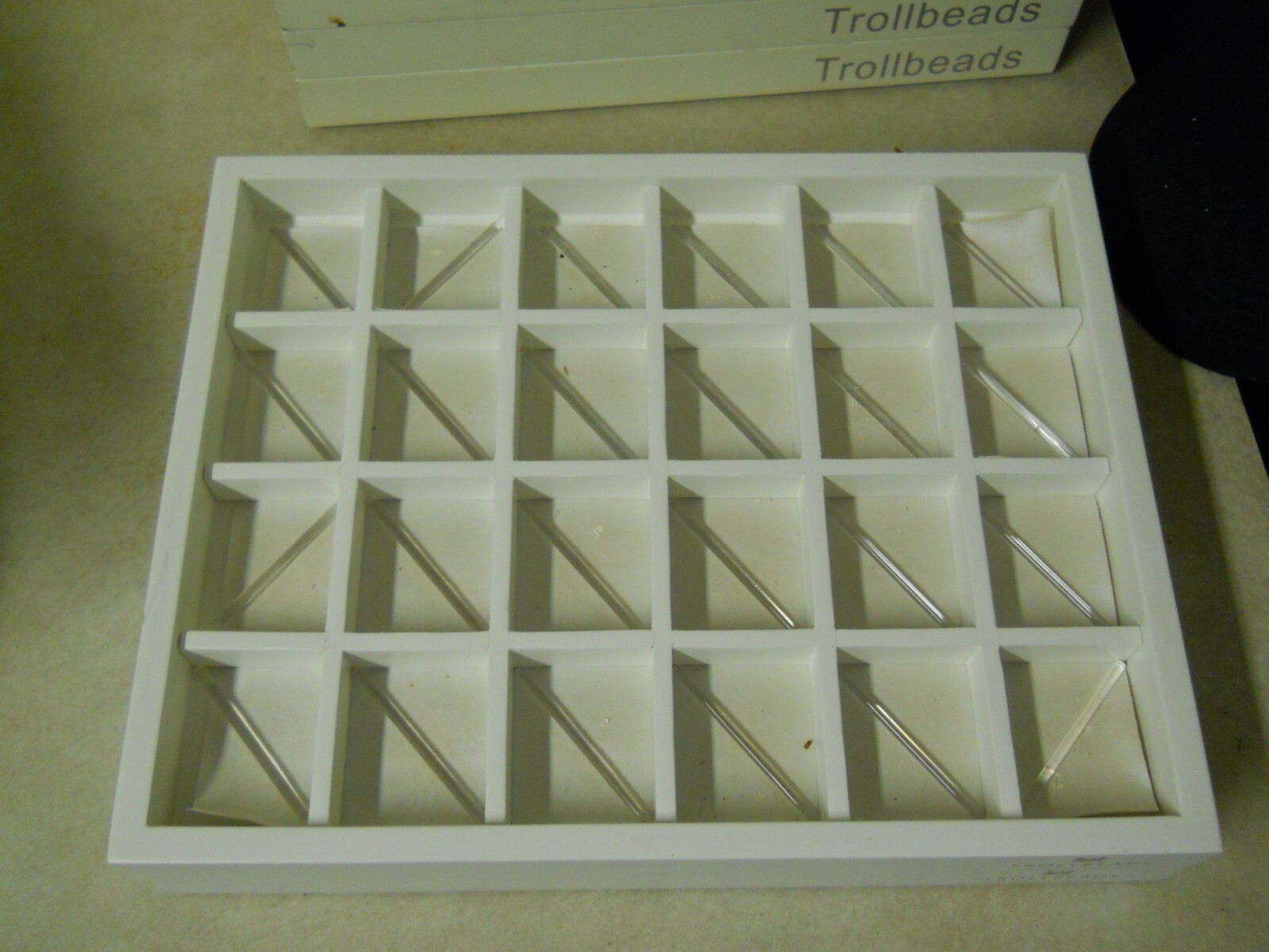 Trollbeads 24 Compartment Bead Display Tray Divided Stackable w/ Sticks Lot B