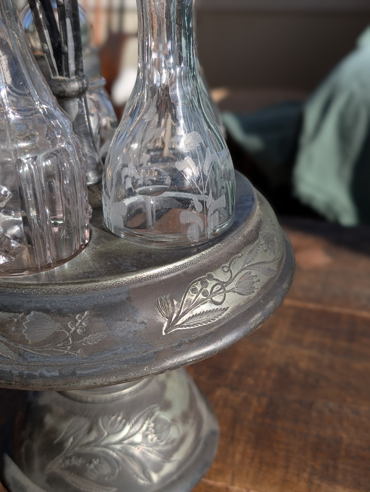 Antique Victorian Silverplate 7-piece Rotating Condiments Cruet Set w/Stoppers