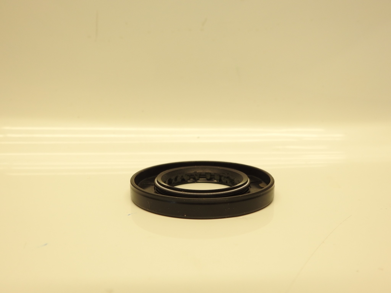 Oem Eaton EA 16253-18 - Eaton Shaft Seal For 70422 and 70423 Series Pumps