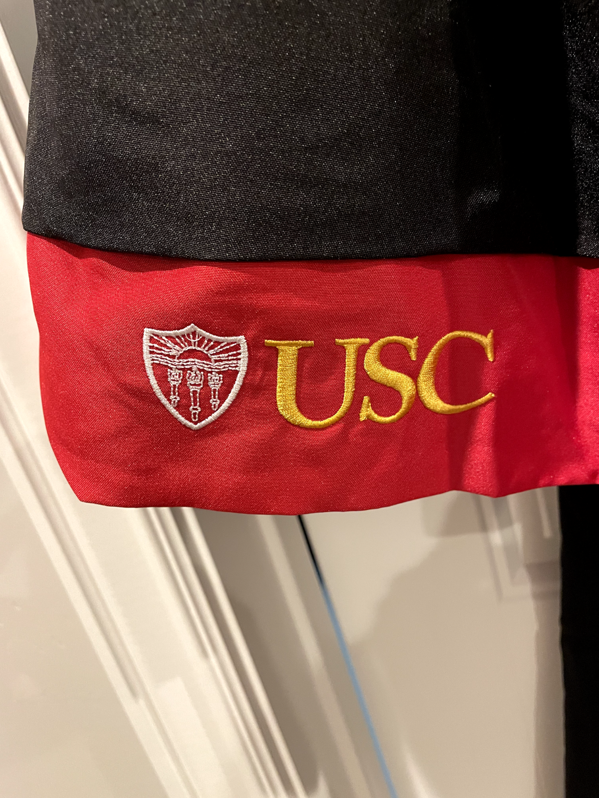 USC Bachelors Graduation Gown Herff Jones Black - Multiple Sizes