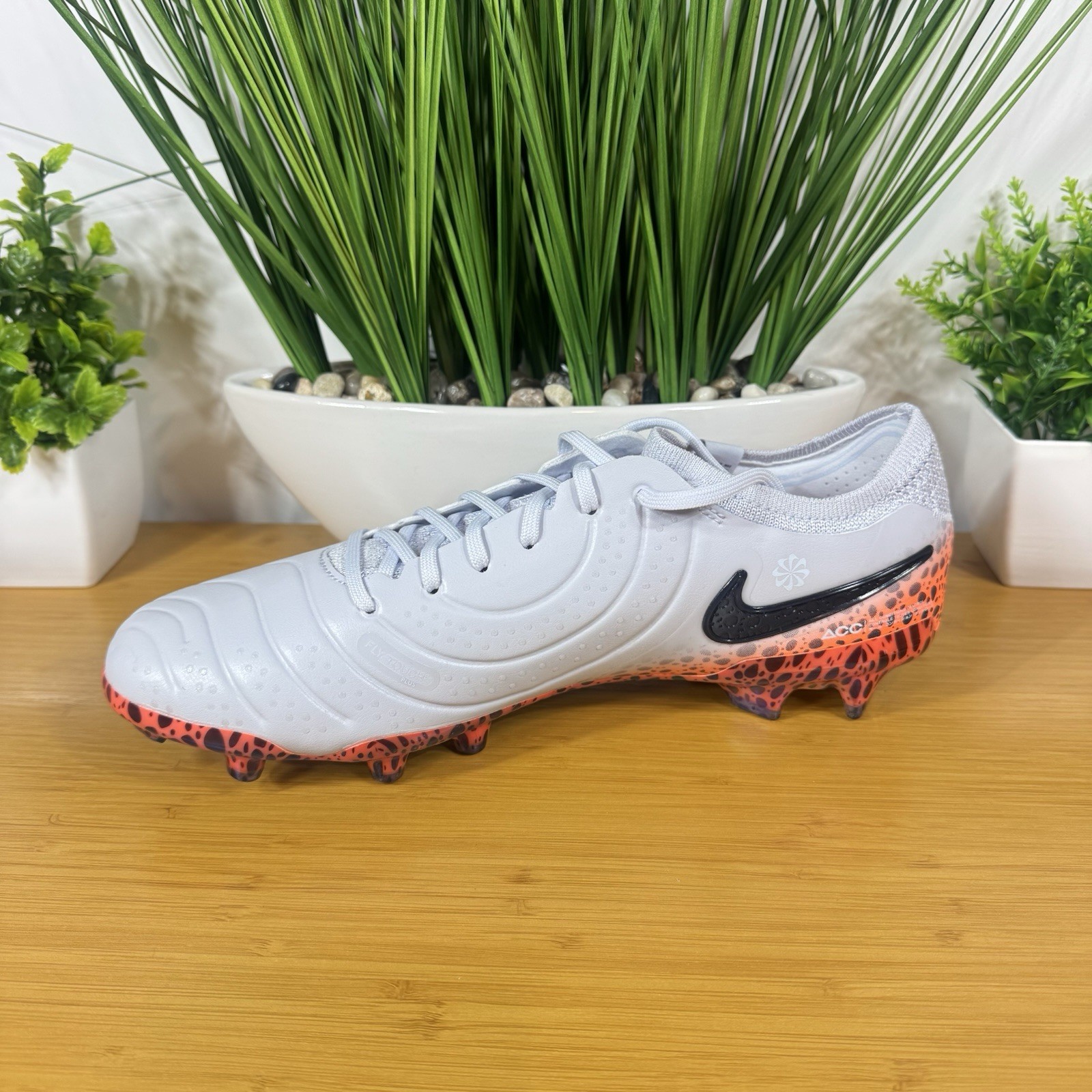 Nike Tiempo Legend 10 Elite FG NBY Electric Olympic Safari Soccer Cleats Size 9