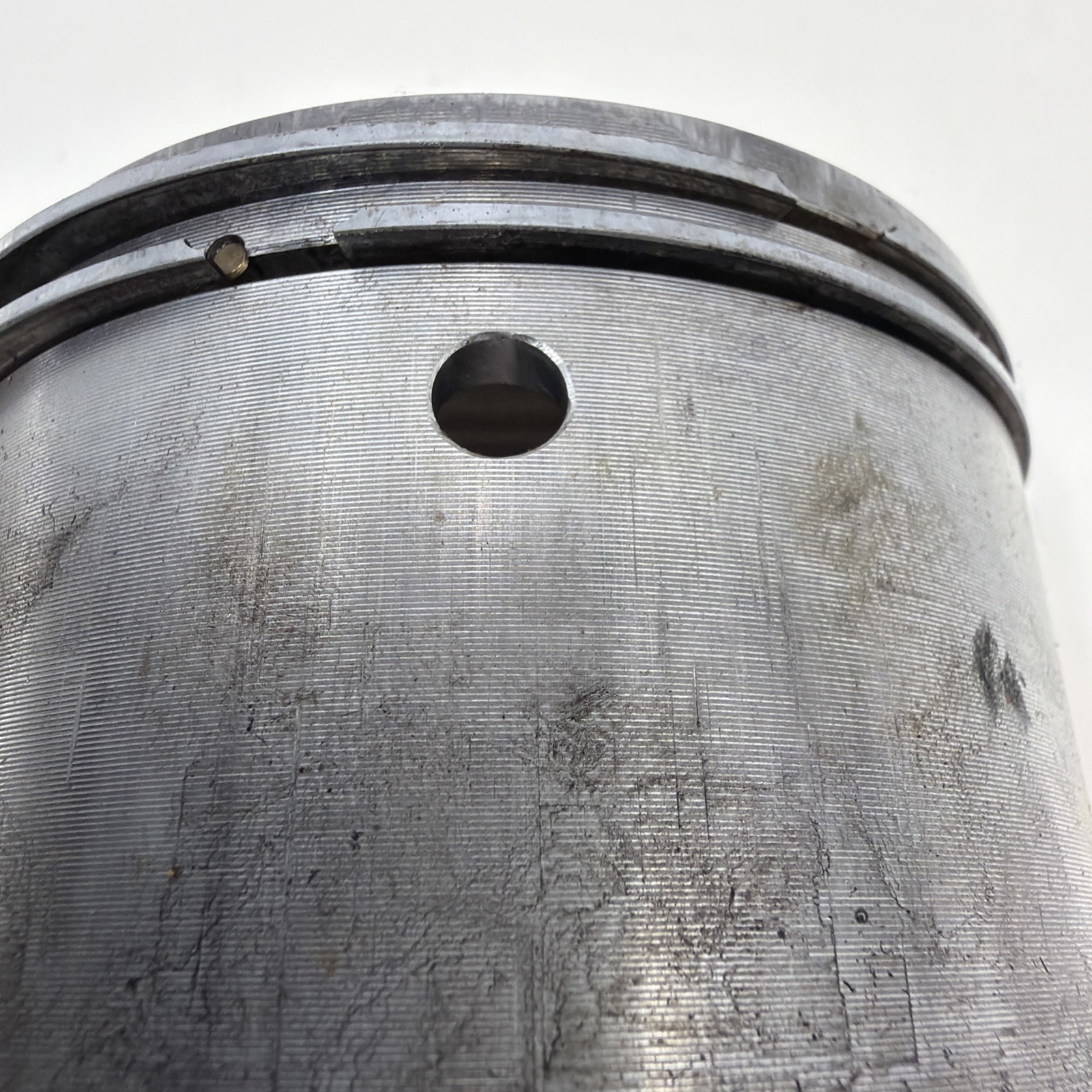 2x Piston and rings for Yamaha 1100 Wave Raider Venture Exciter 220 STD 81MM