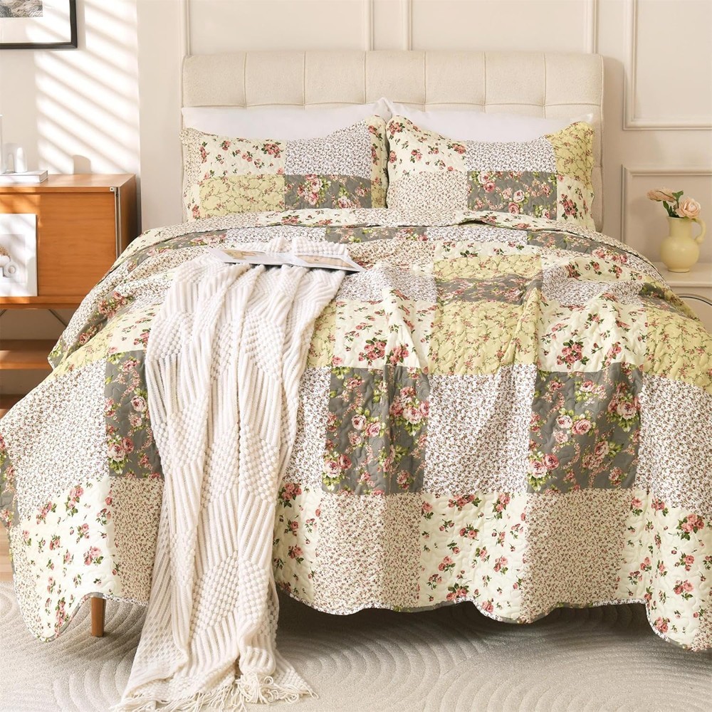 Romantic Patchwork Quilt Set King Size Reversible Bedspread Coverlet All Season