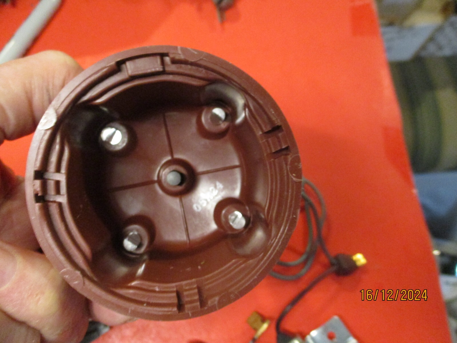 AUDI FOX -V/W DASHER -1974-1979-DISTRIBUTOR CAP& ROTOR -POINTS-COND.