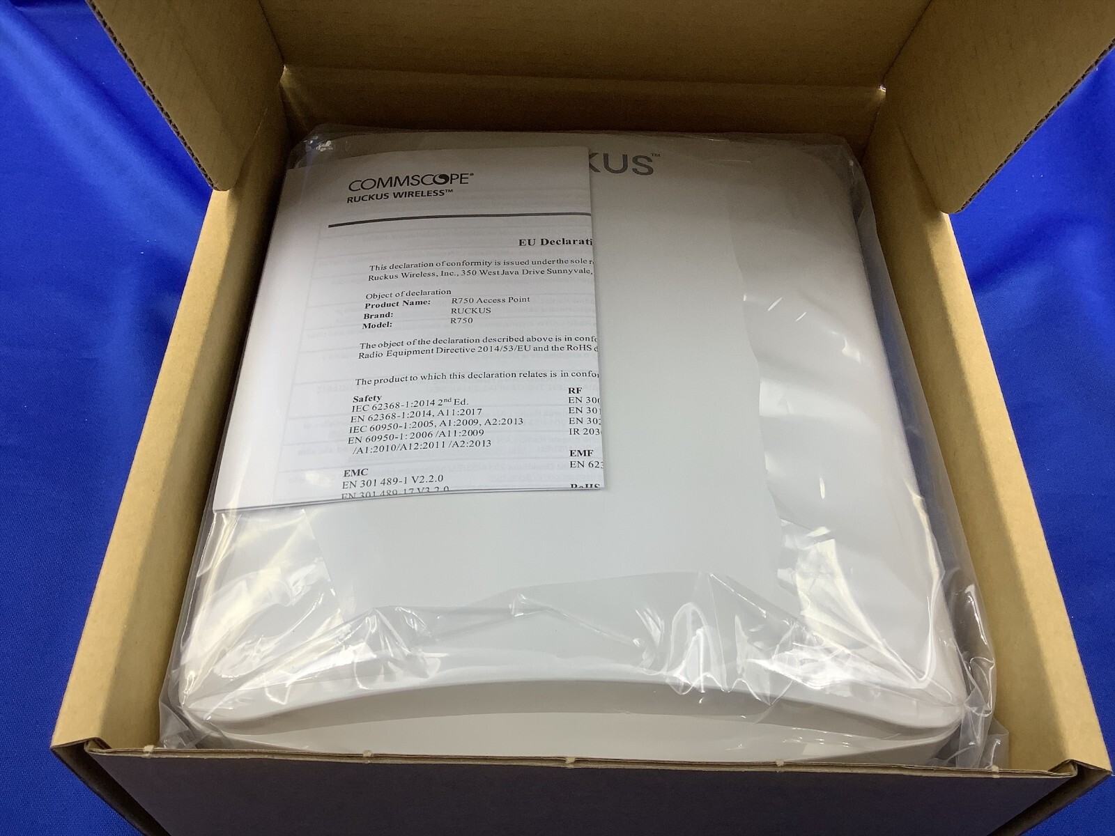 901-R750-US00 RUCKUS R750 Wi-Fi 6 4x4:4 Indoor Access Point