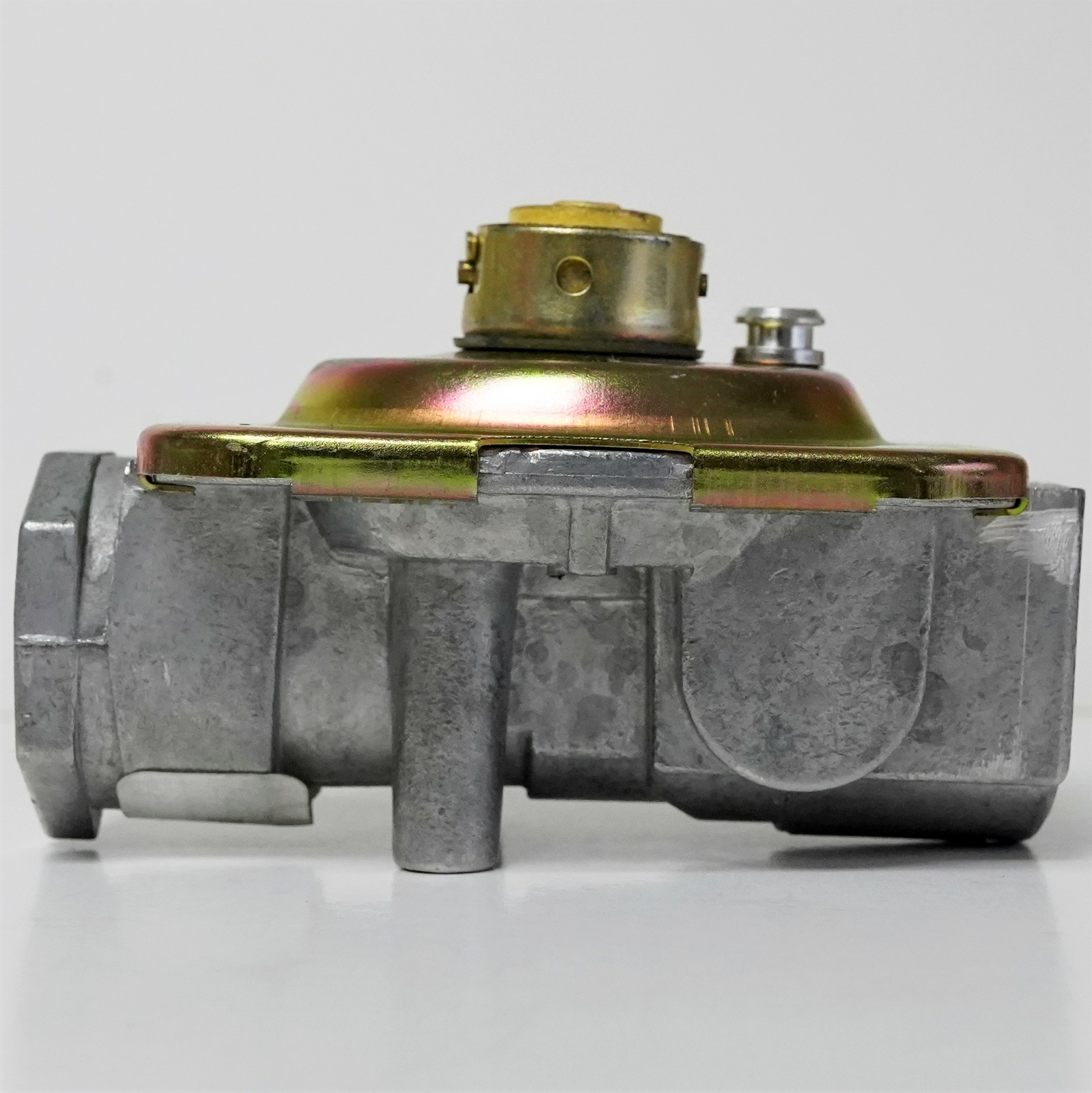 Gas Pressure Regulator 3/4" x 3/4" Natural 4" LP 10" Harper 4600S0004 4673G0010B