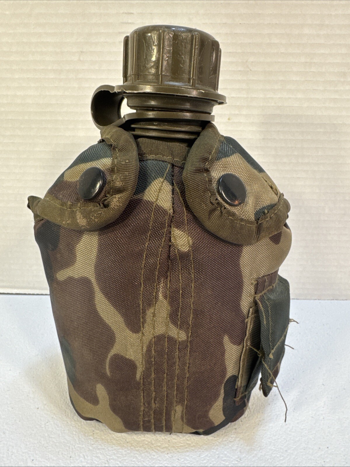 Canteen Bottle Olive Green & Camouflage Pouch Case Heavy Duty Plastic
