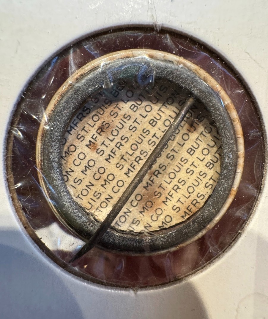 FREE SHIP! Daughters of America Pin Back Button Tiffin Ohio 1955 National Home