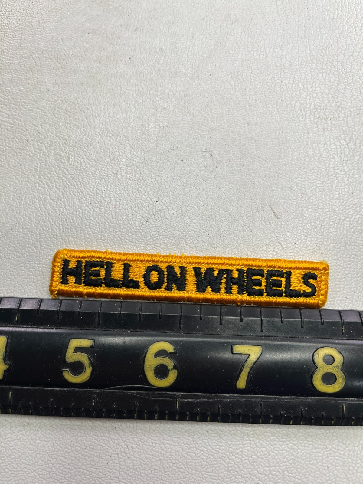 US ARMY Second 2nd Armored Division HELL ON WHEELS Tab Patch (Military) M032