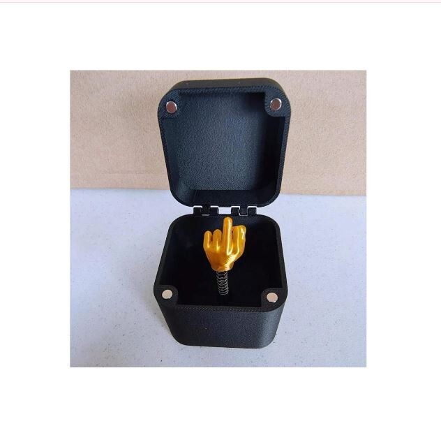 Middle Surprise Finger Gag Silly Annoying Gift Box Novelty