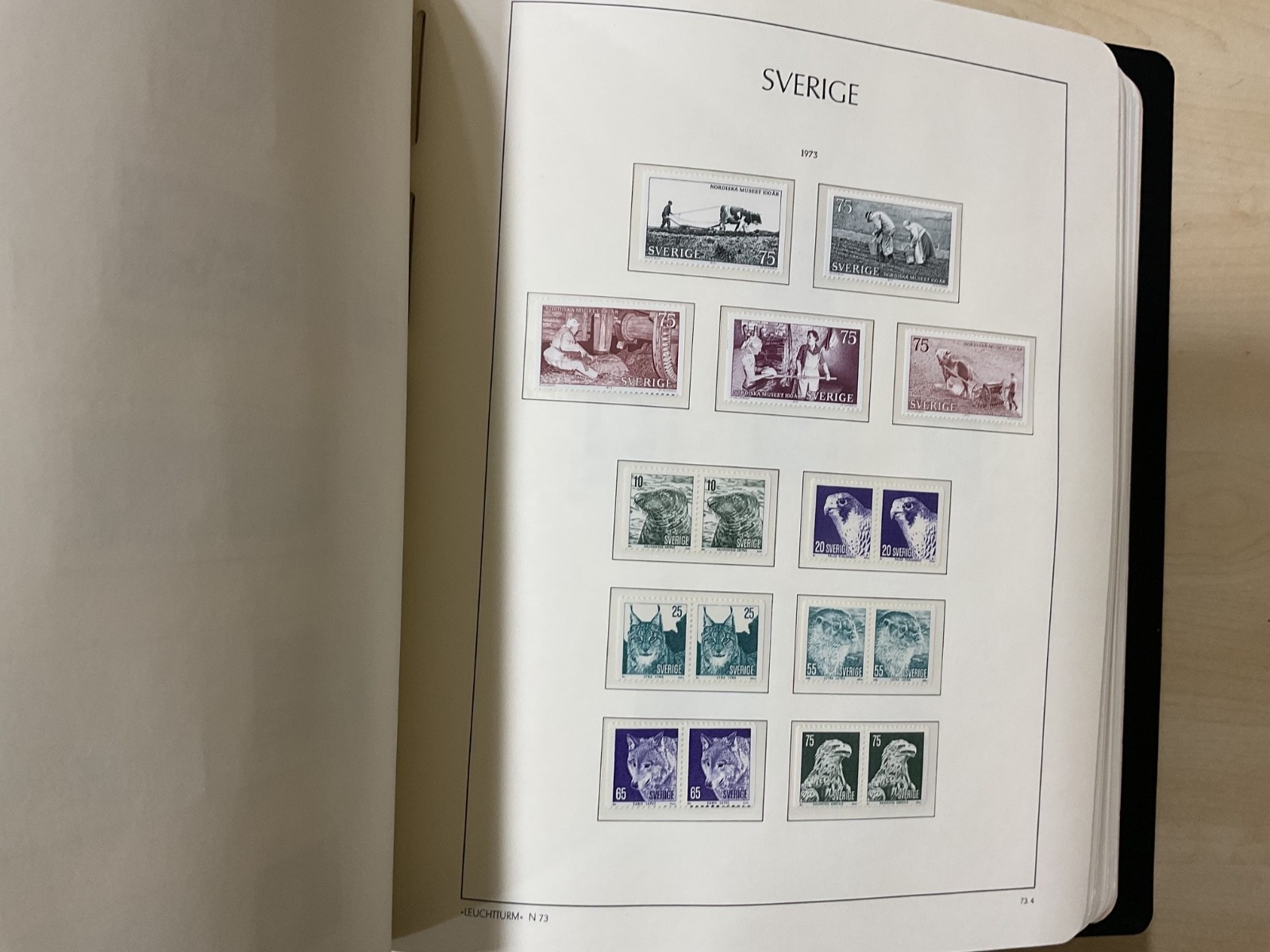 Sweden stamps. 1970 - 2008. 2 Light house albums. G/208*