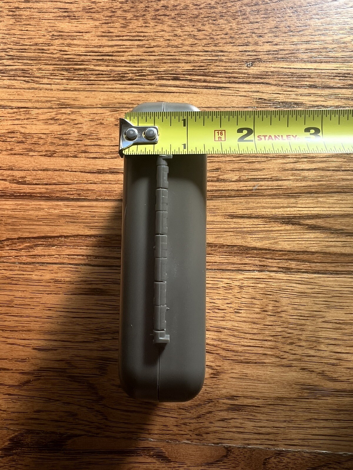 Swing Leaf Fly Box With Large Capacity (500+ flies) Grey