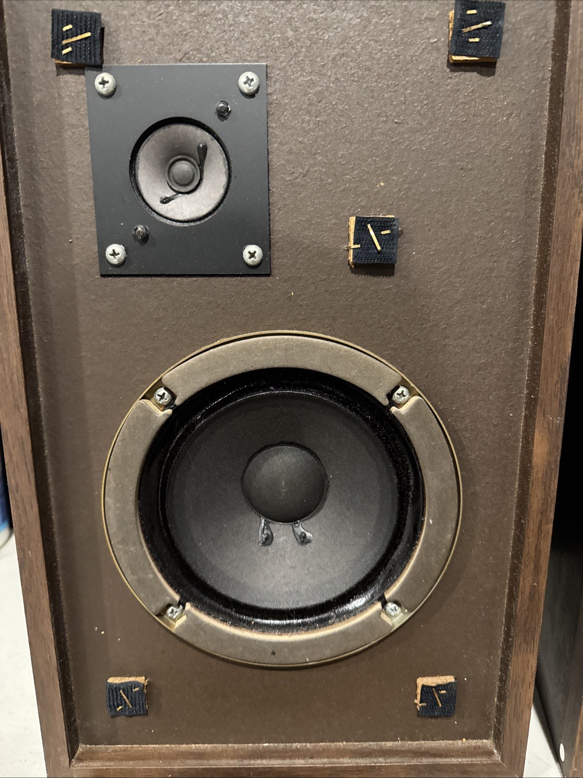 Advent /3 Bookshelf Speakers Original Grill Cloth & OG Badges - Tested