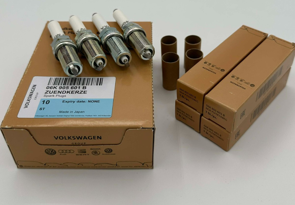 NGK VW AG 95125 Ruthenium HX Spark Plug Audi Porsche VW L4 06K905601B Set of 4