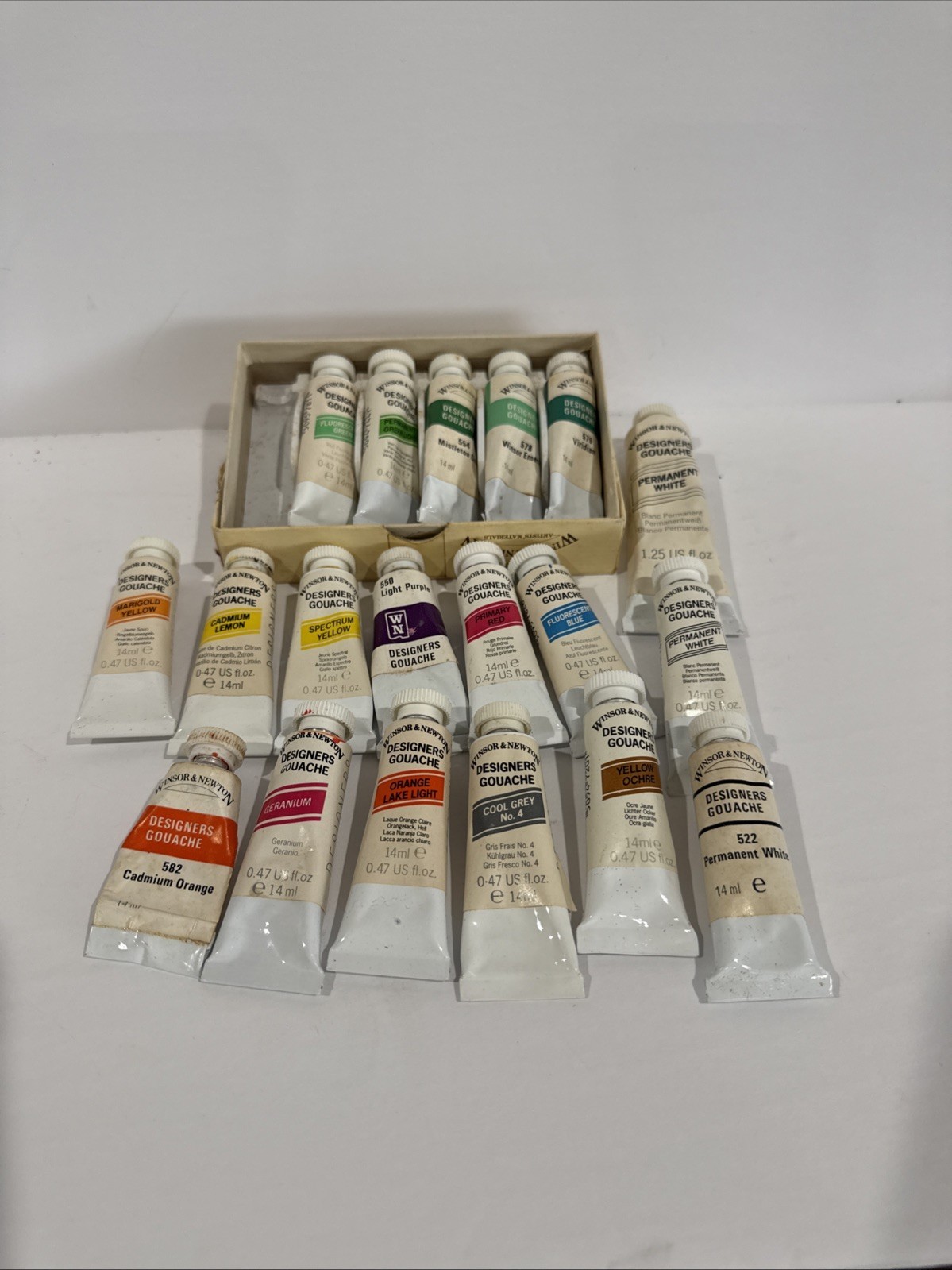Winsor & Newton Designers Gouache Lot Of 19 Assorted Tubes Vintage