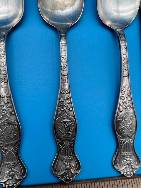 4 Vtg Oneida Community A1X State Spoons Kentucky, Illinois, Missouri, California