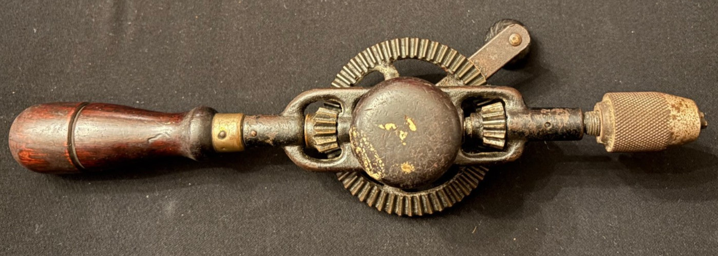 Antique Hand Tools-Hacksaw/Brace Drill/Eggbeater Drill/Spiral Rachet Screwdriver
