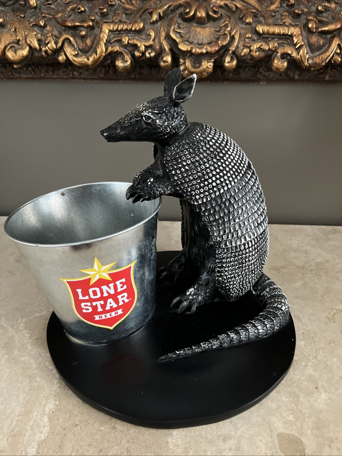 VTG. 1970s LONE STAR BEER ARMADILLO ICE BUCKET BACK BAR ADVERTISING DISPLAY RARE