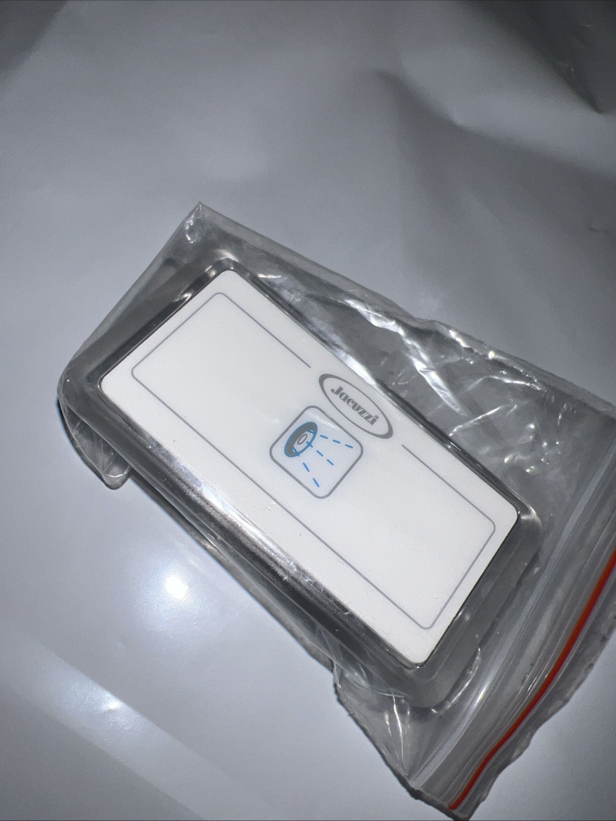 Jacuzzi® - Control Panel 120V, Electronic On/Off, J2 - ED63000, MV00000