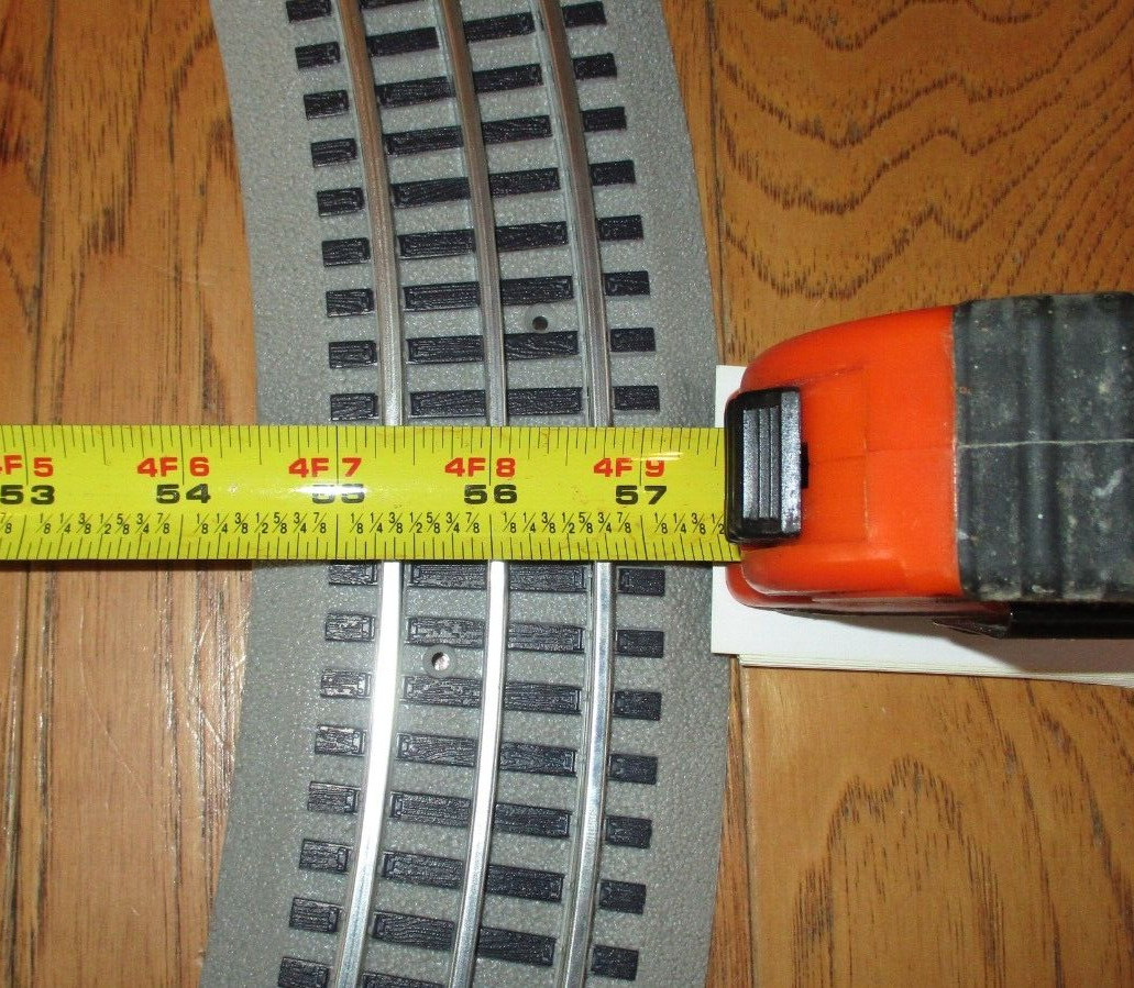 Lionel FasTrack 60" x 40" Oval 8-2-1-1 Track Pack O/027 ga. w/ Special Sections