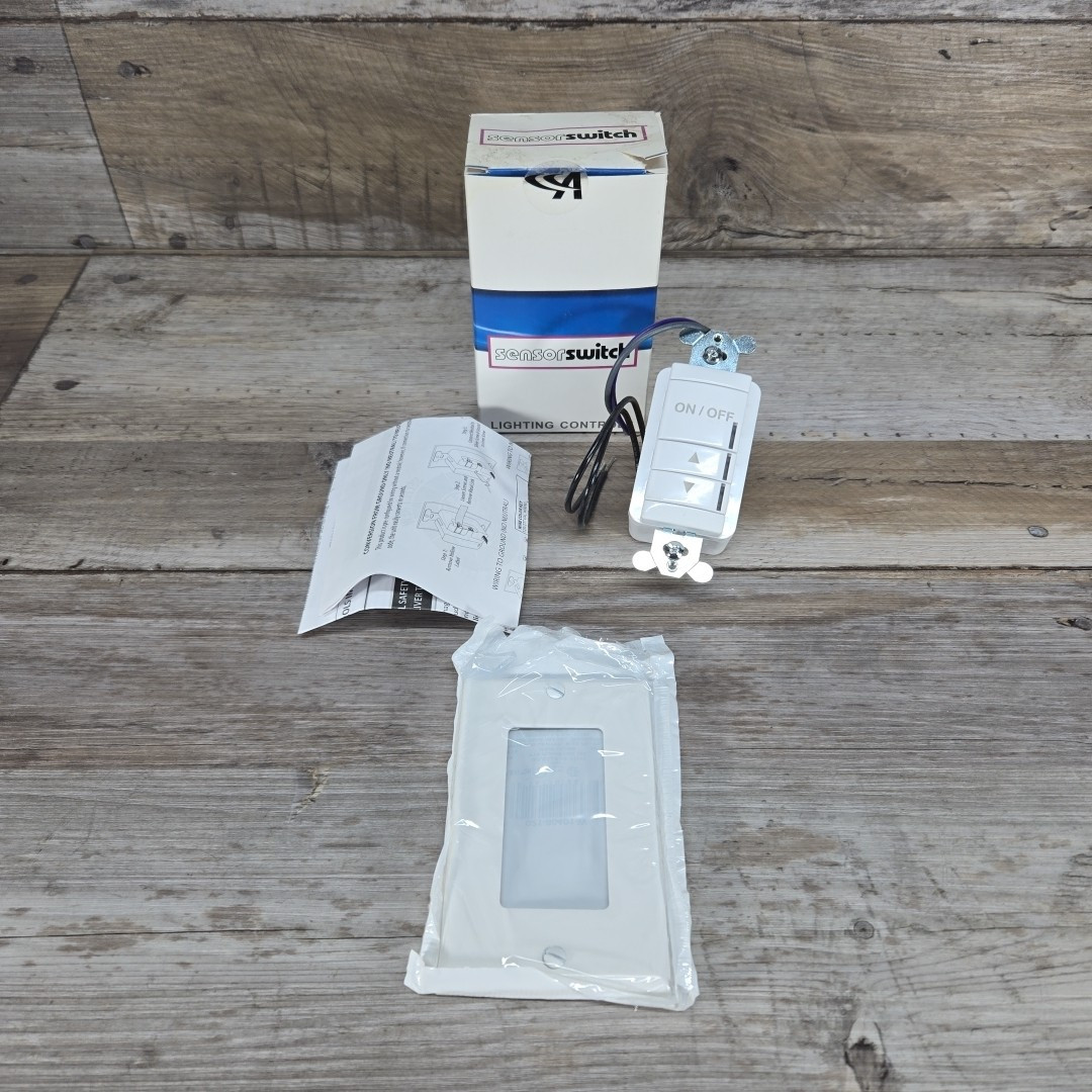 SENSOR SWITCH SPODMRD WH Wall Switch Dimmer 0 - 10V Acuity Controls New/unused