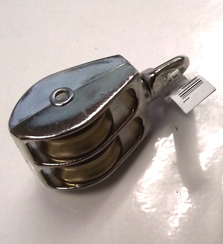 Campbell 1" Double Swivel Rope Pulley T7655312