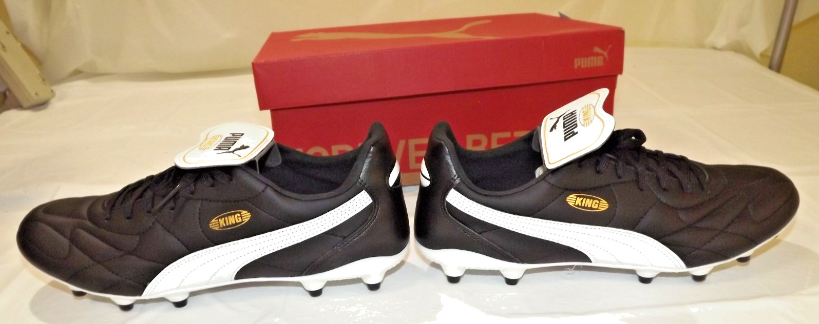 Puma King Top Black White Gold Men Soccer Cleats Shoes 107348-01 Sz 9.5