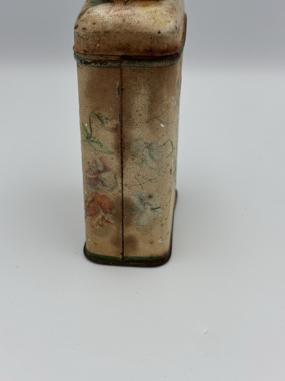 Antique Lazell Sweet Pea Talc Tin c1910 Advertising Floral Patina Cottagecore