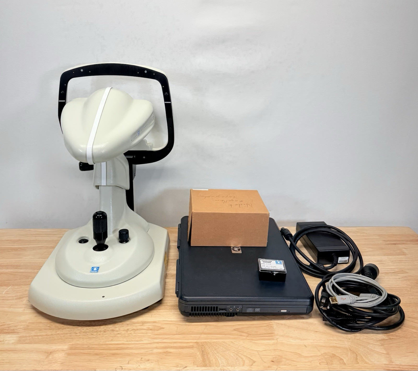Nidek Magellan Corneal Topographer w/ Software