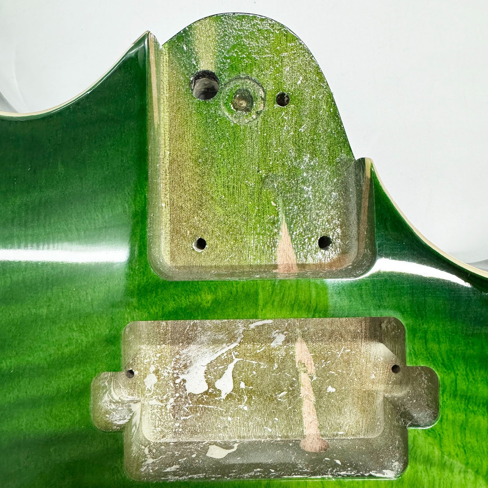 Basswood Electric Guitar Body Gloss Finish Green Burst Fits 24 Frets 25.5 Inch
