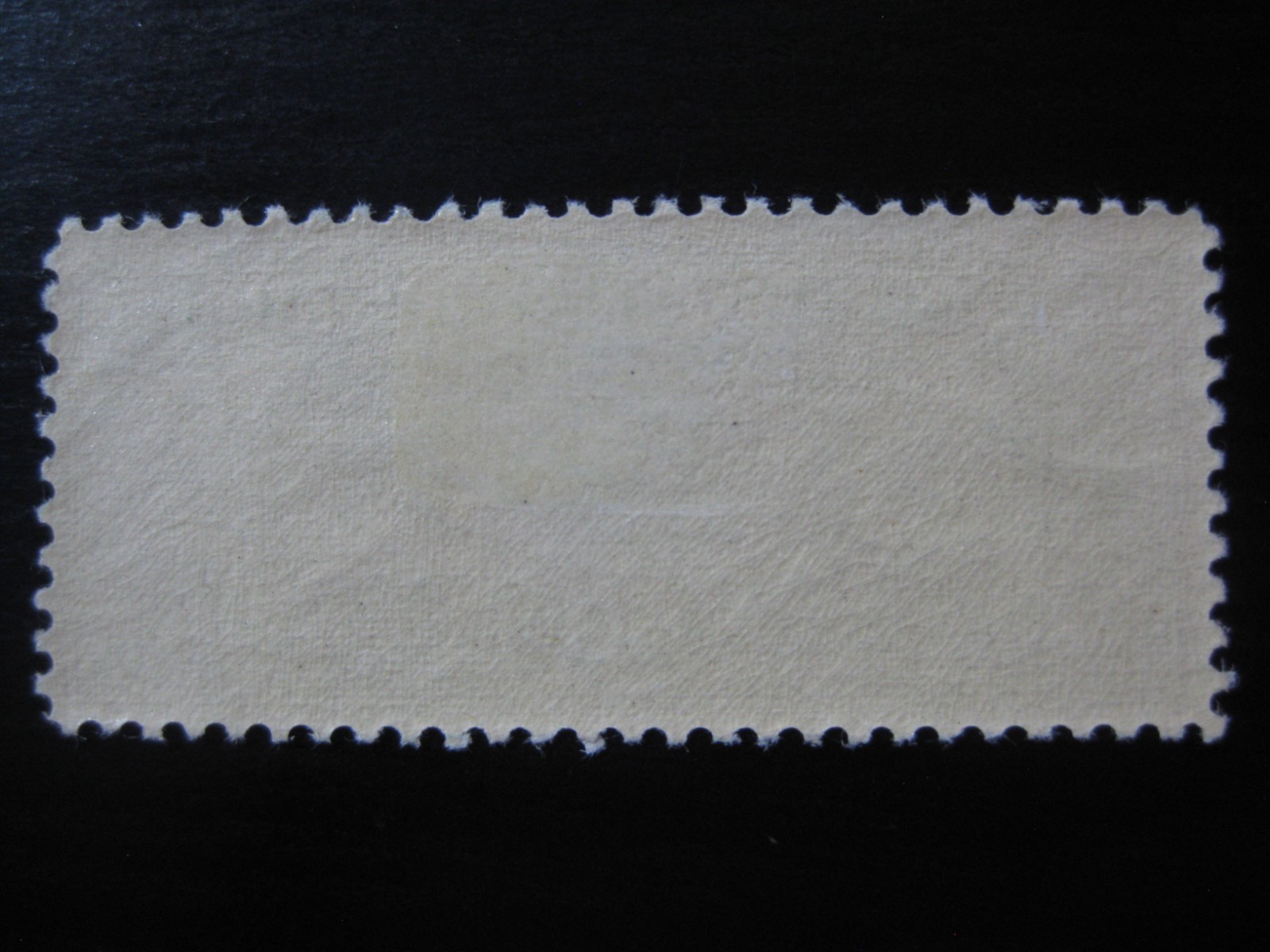 UNITED STATES Sc. #C18 scarce mint Zeppelin airmail stamp! SCV $50.00