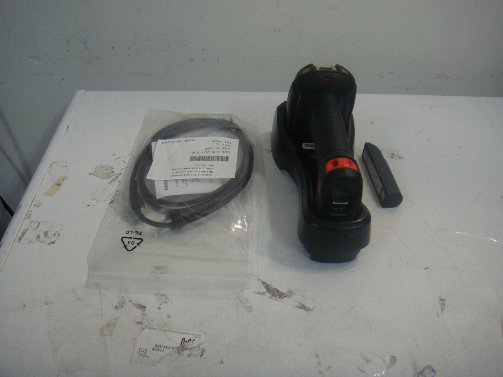 Honeywell 1991i Granit SR Bluetooth Wireless Barcode Scanner W/ Cradle , Battery