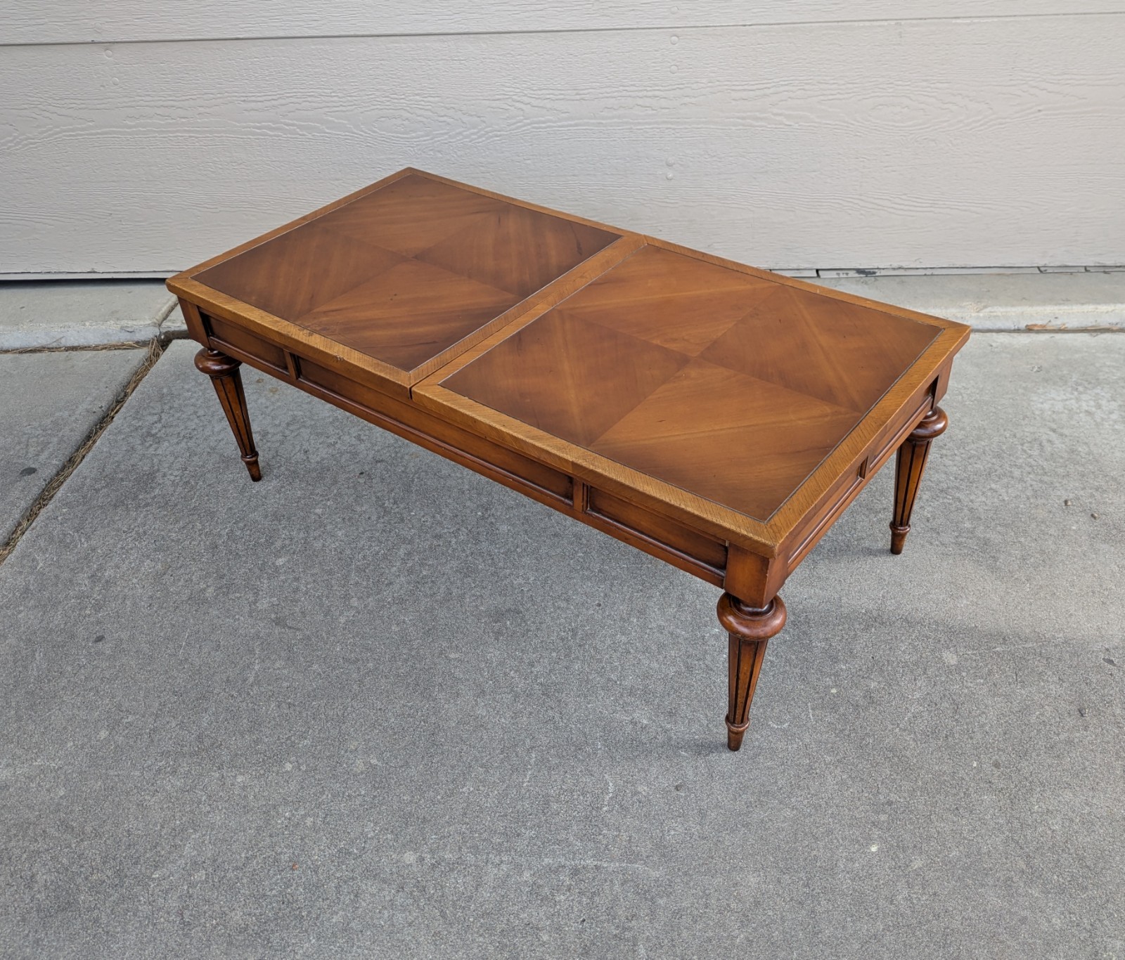 Vintage 1955 Lane Sliding Top Cocktail Coffee Table w Hidden Storage MCM 370
