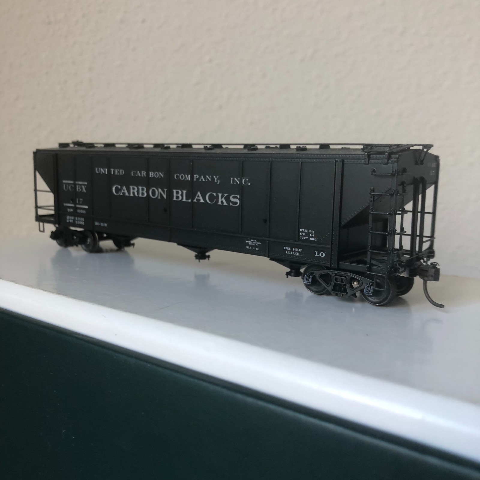 Overland Models HO Brass United Carbon Company Carbon Black UCBX 117 Covered Hop