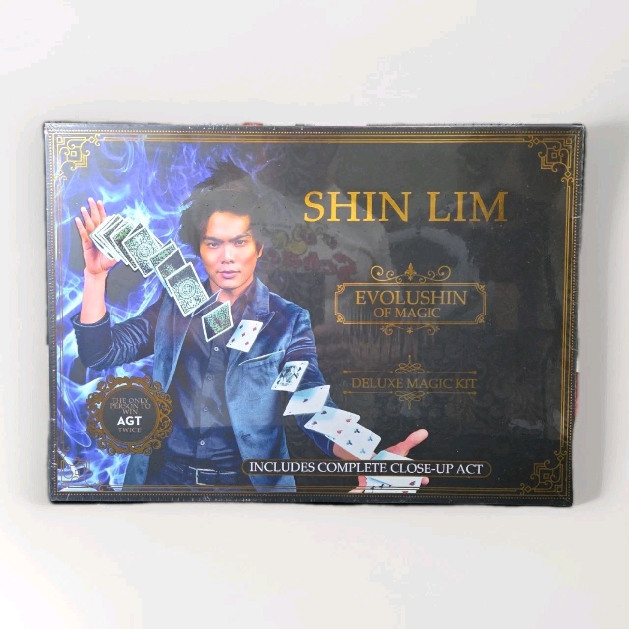Shin Lim Evolushin of Magic Deluxe Magic Kit Set 100+ Tricks Sealed