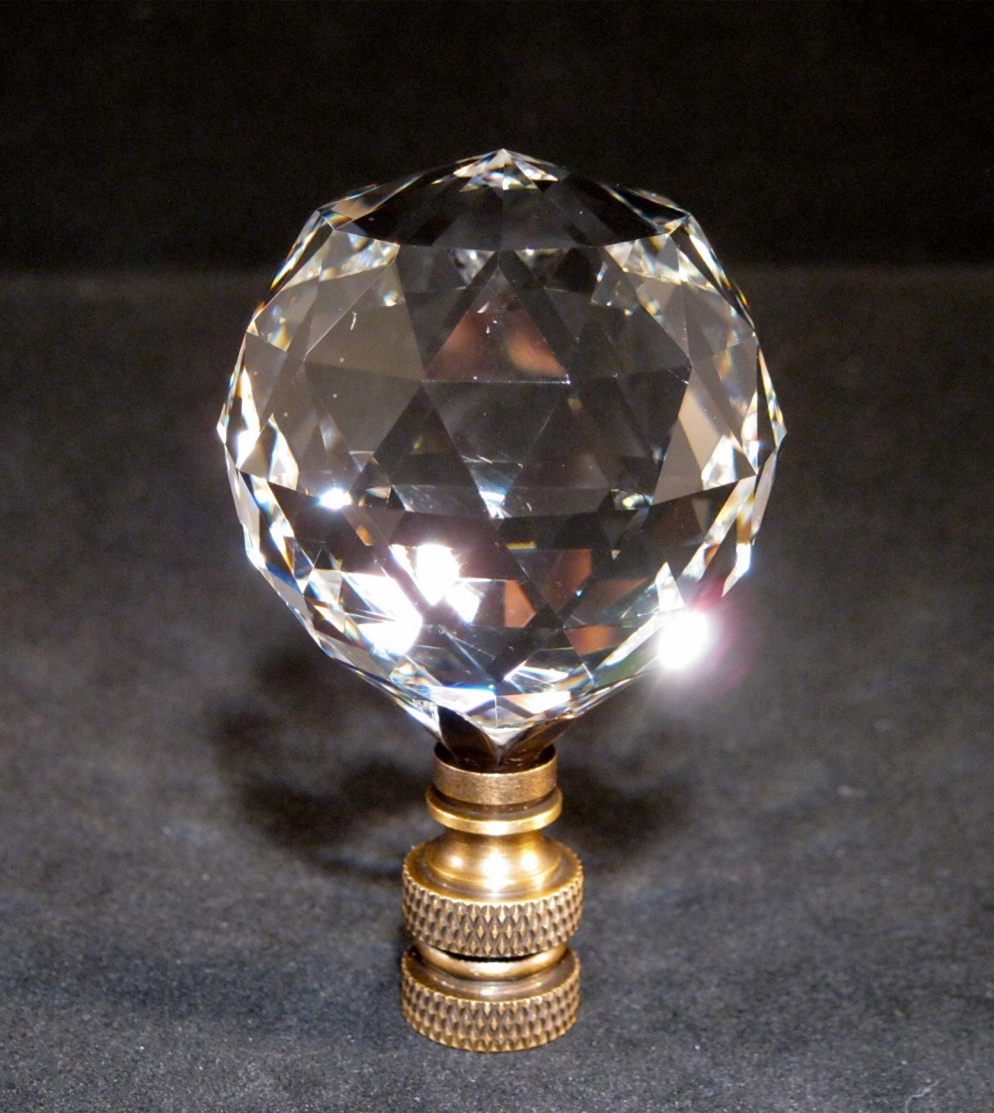 Lamp Finial-STUNNING LEADED CRYSTAL LAMP FINIAL**ANTIQUE BRASS BASE**