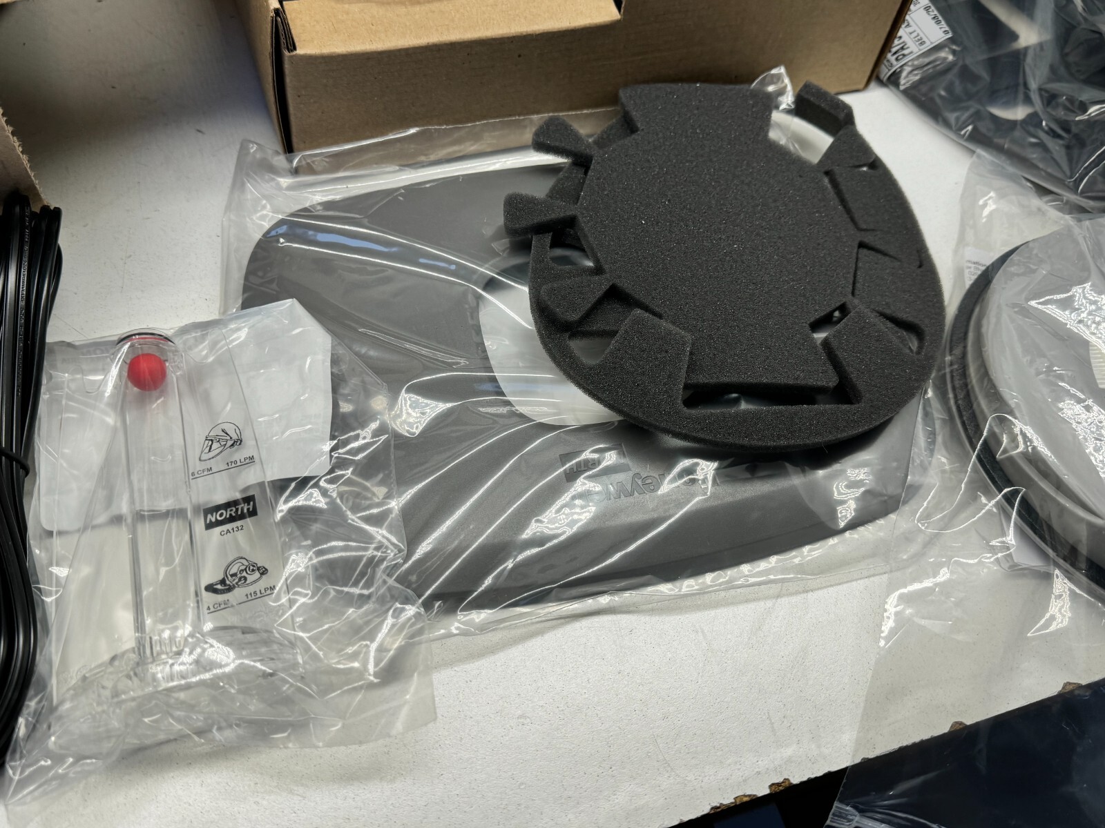 Honeywell PA701HED-101-TF PRIMAIR 700 Powered Air-Purifying Respirator Mask, MED