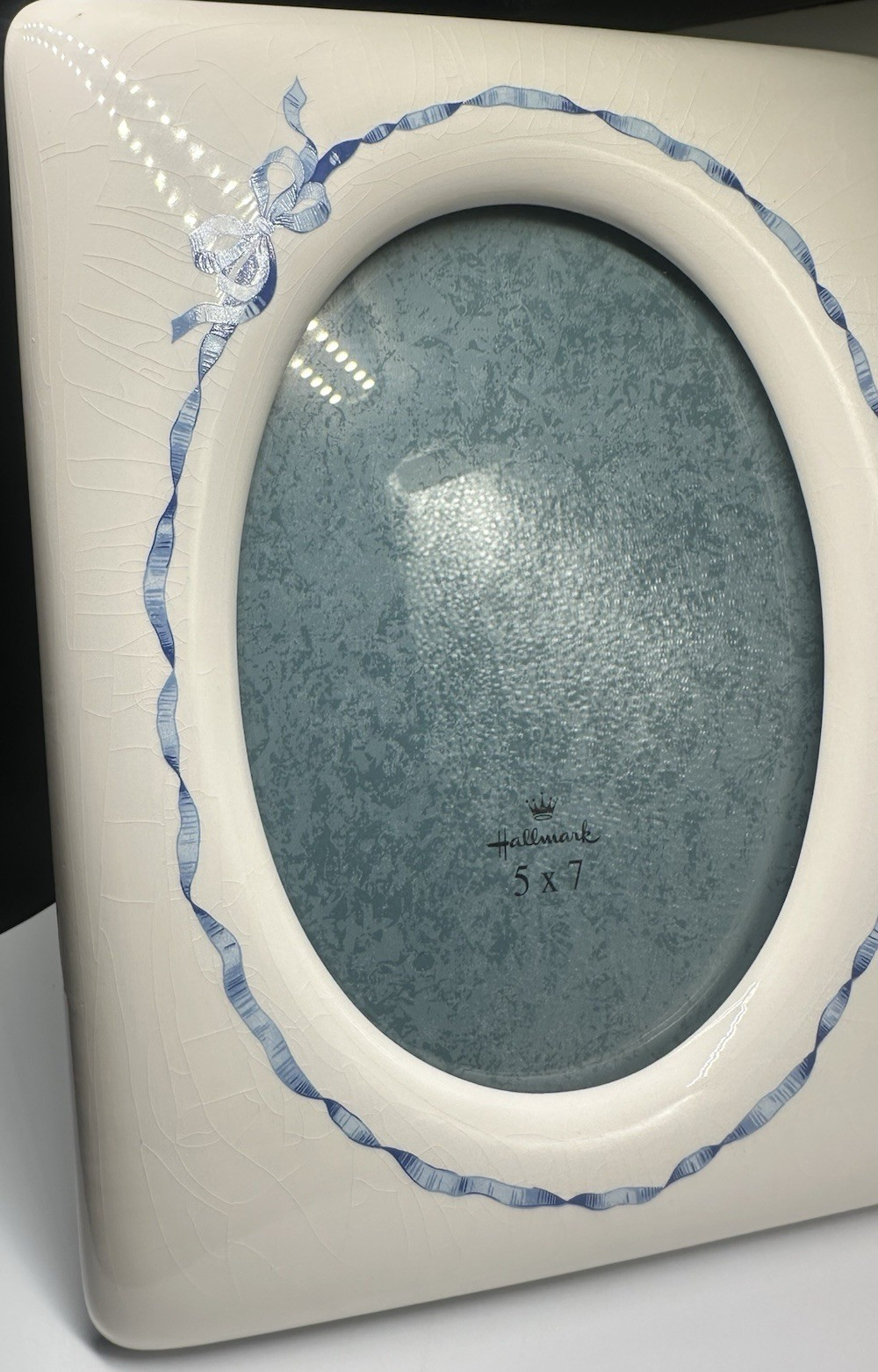 Vintage Hallmark White and Blue Ceramic Picture Frame Oval Fits 5x7 Blue Bow