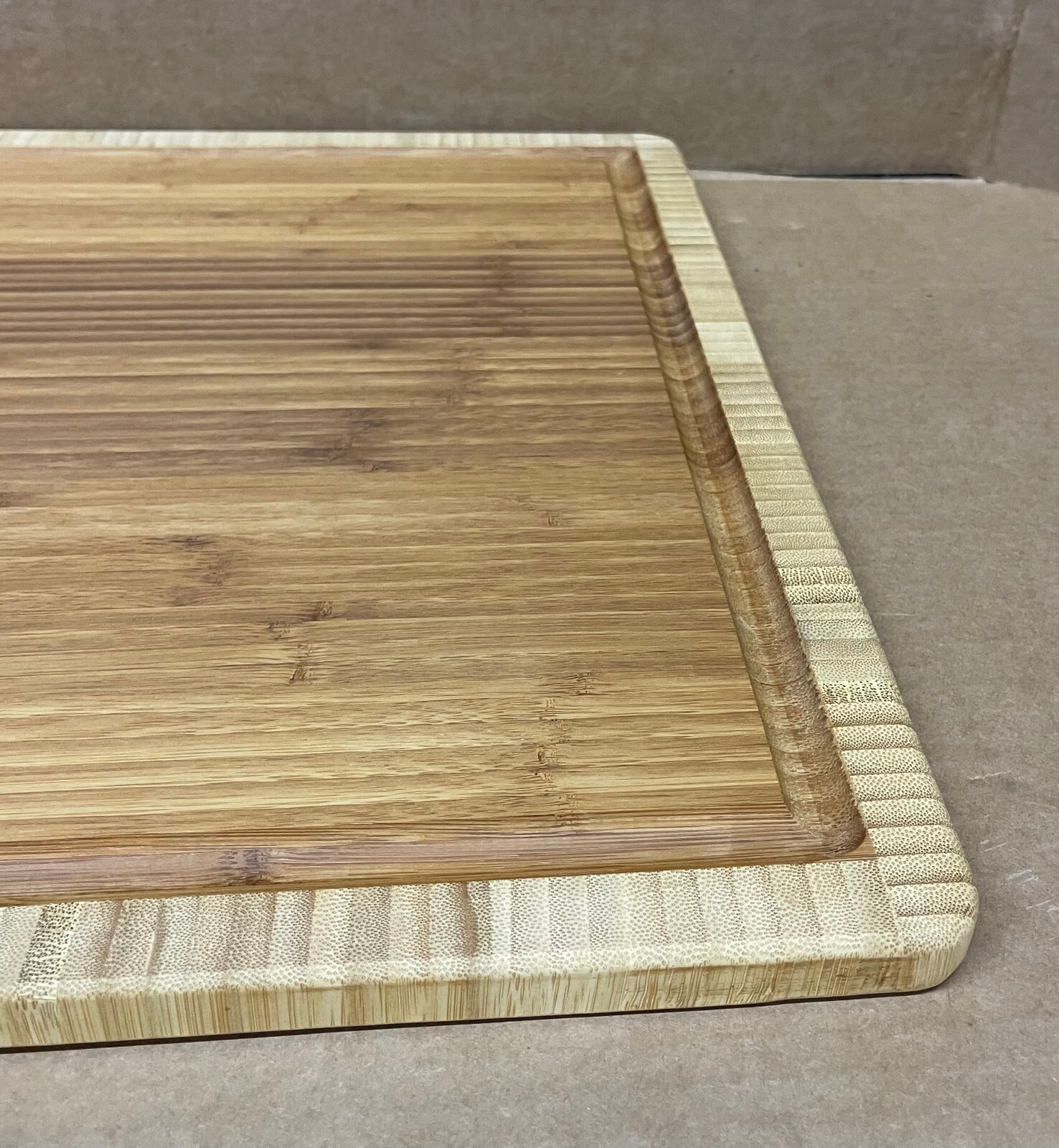 XL Bamboo Cutting Board / Universal Silent Top Camco 43541, 19.5in X 17in