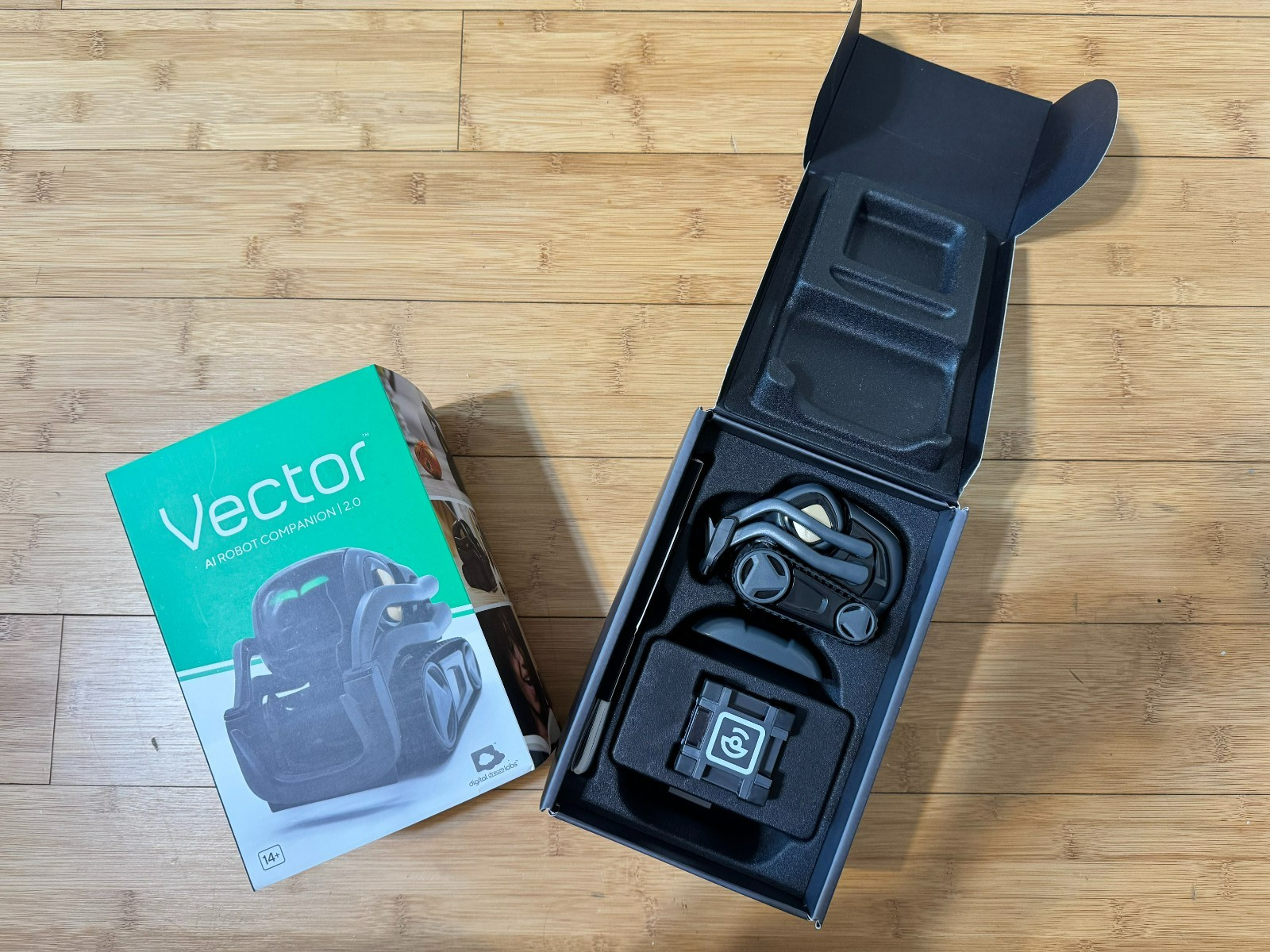 Vector 2.0 AI Robot Companion (‎000-0075)