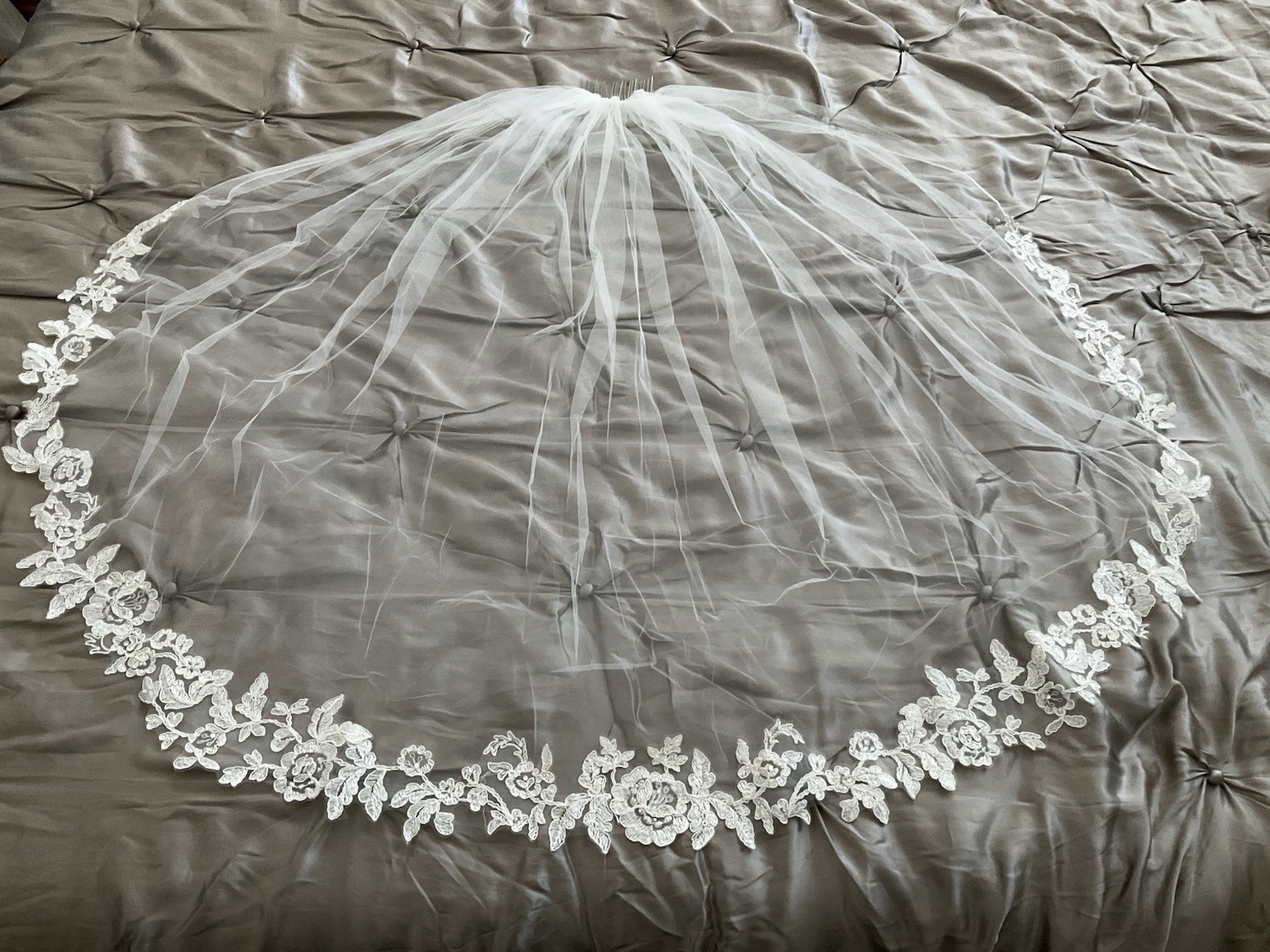 Vintage Tulle/Lace Bridal Wedding Veil
