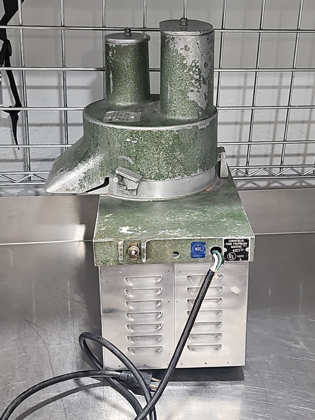 Mannhart MV 80 Commercial Food Processor With 6 pc Disc Attachment Set