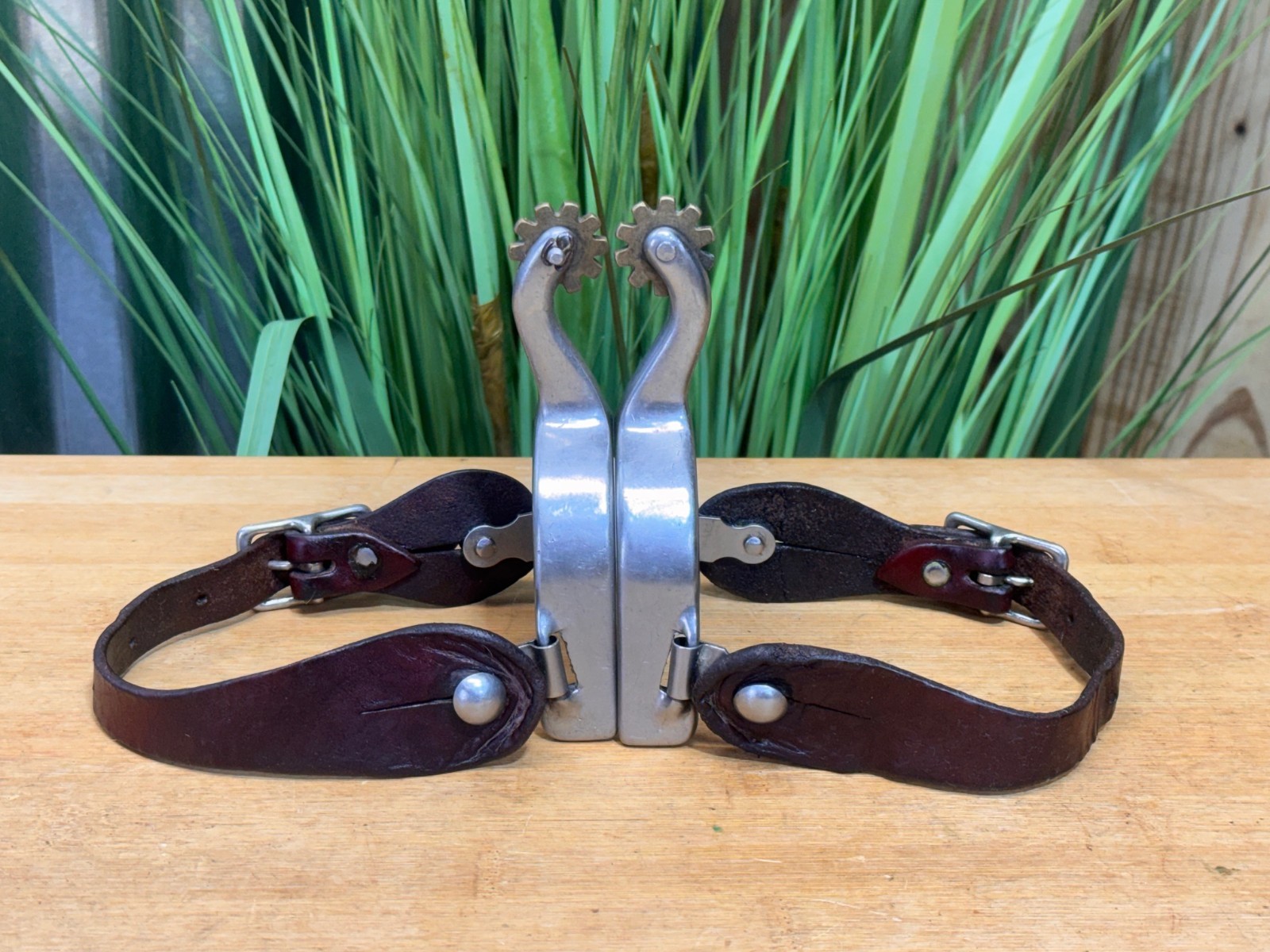 Ladies Stainless Steel Western Spurs w Brown Leather Straps