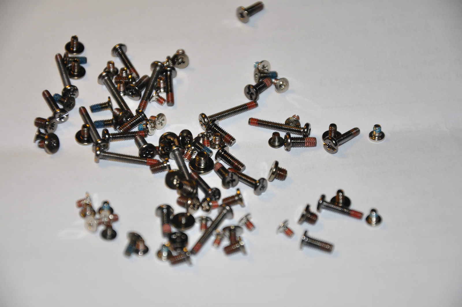 IBM Lenovo thinkpad T61 complete screws set for one Laptop assembly.