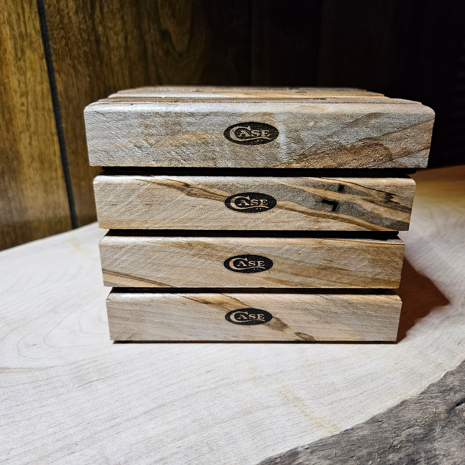 Case Knives Display Stand - Ambrosia Maple